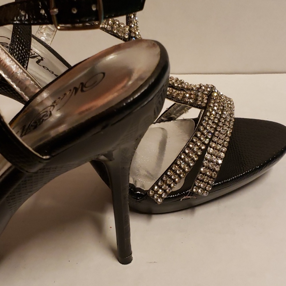 New- Wild Rose Dressing shoes - Picture 7 of 7